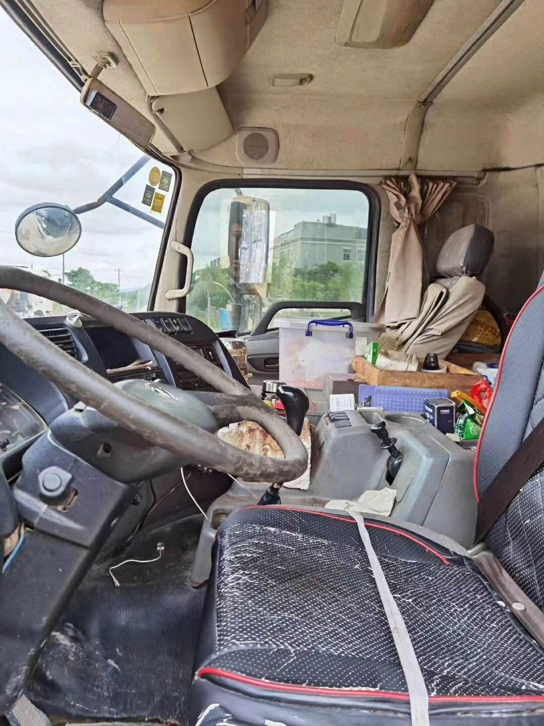 https://images.tongzsf.com/tong/truck_machine/20210127/160114a0ad80f5.jpg