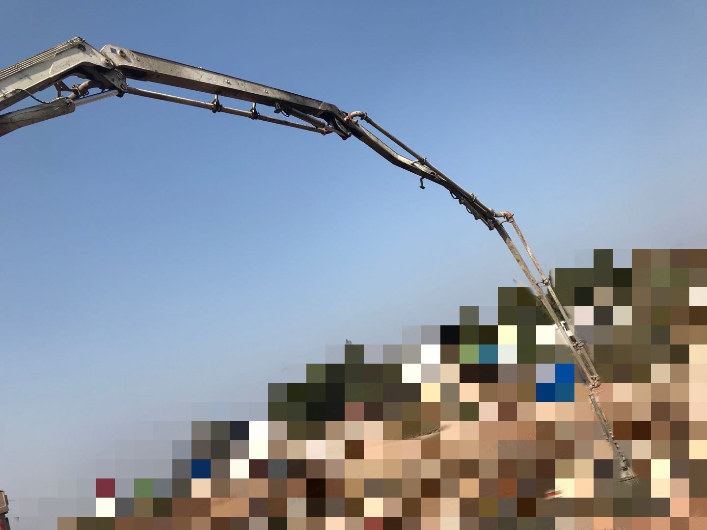 https://images.tongzsf.com/tong/truck_machine/20210127/160114c5839878.jpg
