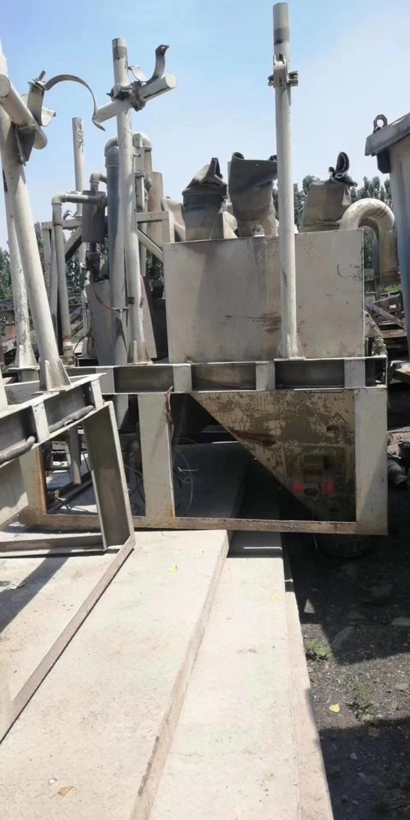 https://images.tongzsf.com/tong/truck_machine/20210127/160114c5f17445.jpg