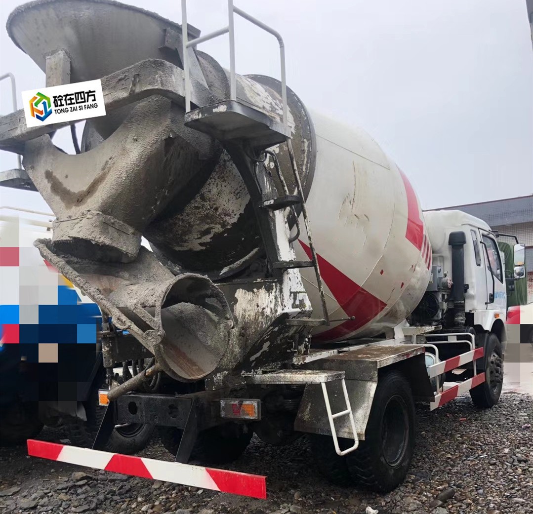 https://images.tongzsf.com/tong/truck_machine/20210127/160114eb28956d.jpg