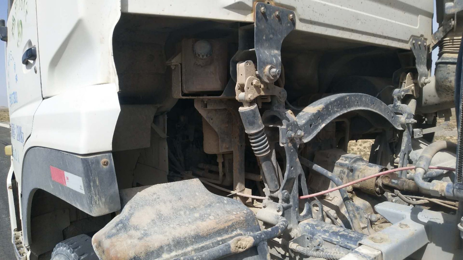 https://images.tongzsf.com/tong/truck_machine/20210127/160114fd3e5c88.jpg