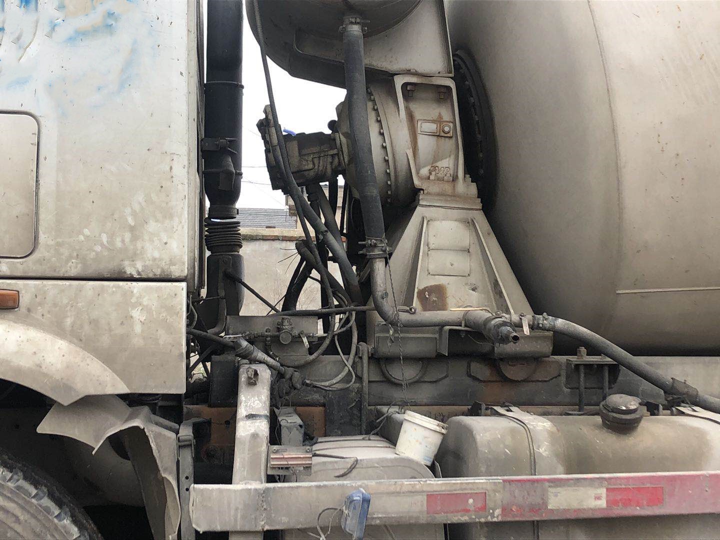 https://images.tongzsf.com/tong/truck_machine/20210127/160114fdf821f6.jpg