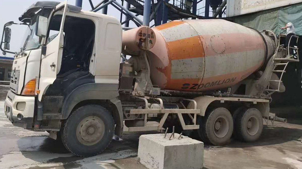https://images.tongzsf.com/tong/truck_machine/20210127/160114fe708662.jpg