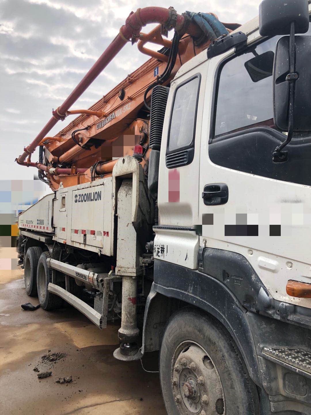 https://images.tongzsf.com/tong/truck_machine/20210127/16011535d9c940.jpg