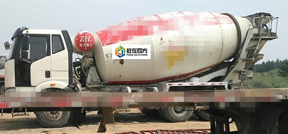 https://images.tongzsf.com/tong/truck_machine/20210127/16011548bab786.jpg