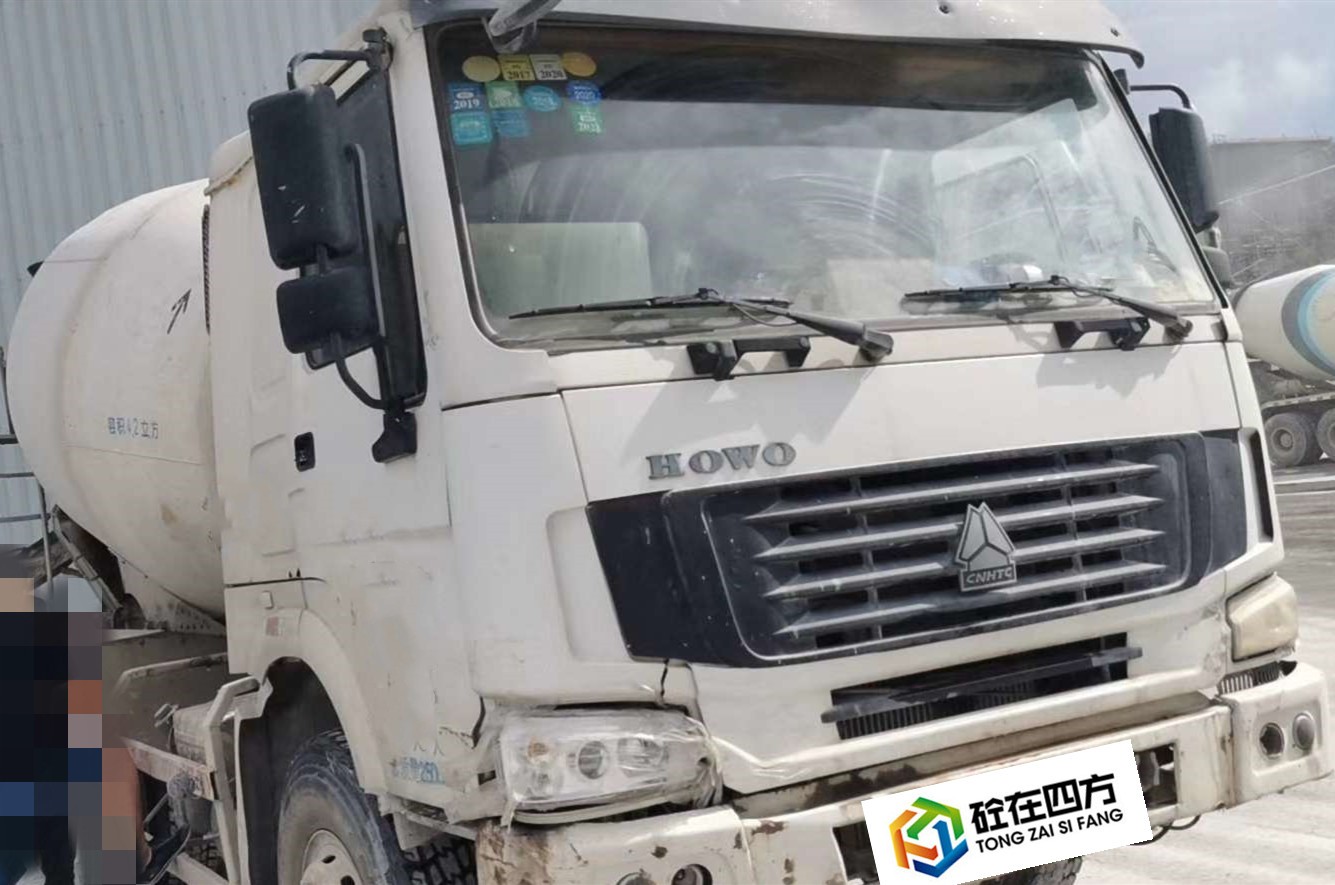 https://images.tongzsf.com/tong/truck_machine/20210127/16011549a8d1d9.jpg