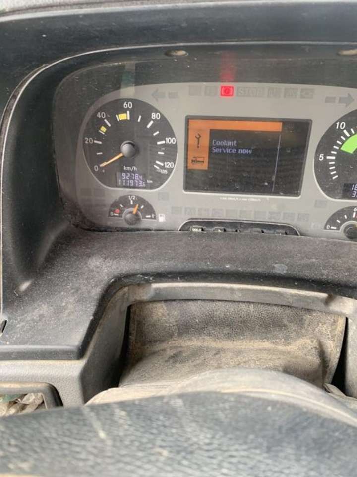 https://images.tongzsf.com/tong/truck_machine/20210127/1601155b86654b.jpg