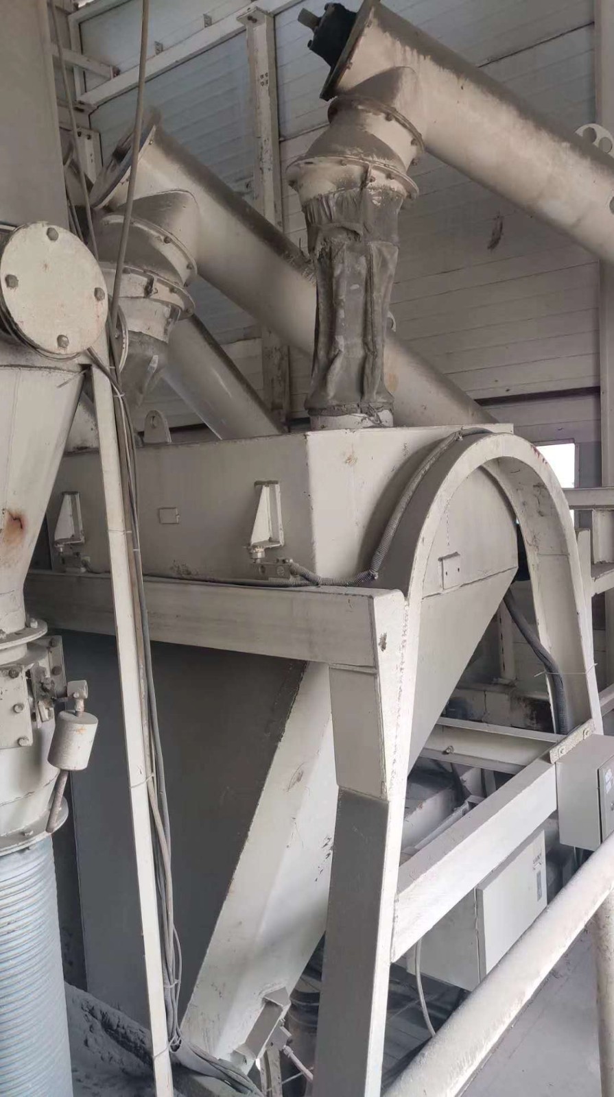 https://images.tongzsf.com/tong/truck_machine/20210127/1601155bb5fa4f.jpg