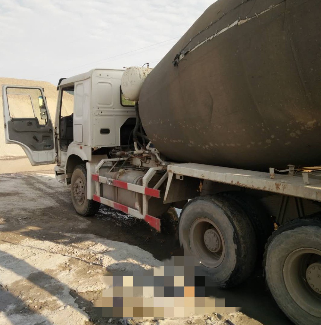 https://images.tongzsf.com/tong/truck_machine/20210127/1601155be145fb.jpg