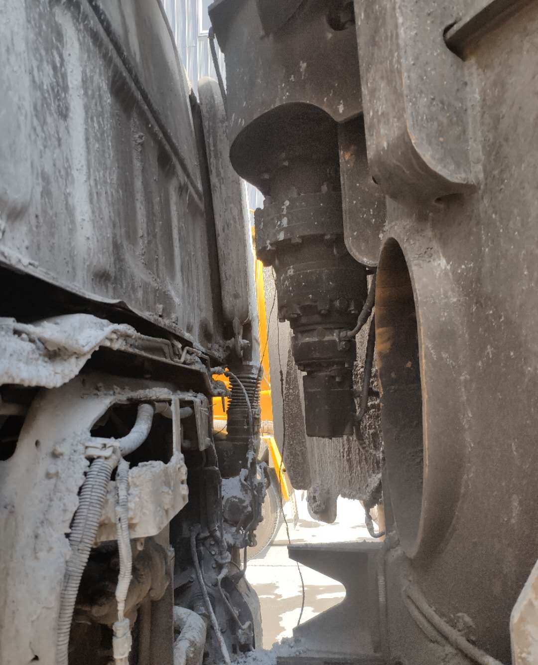 https://images.tongzsf.com/tong/truck_machine/20210127/1601156e08c143.jpg