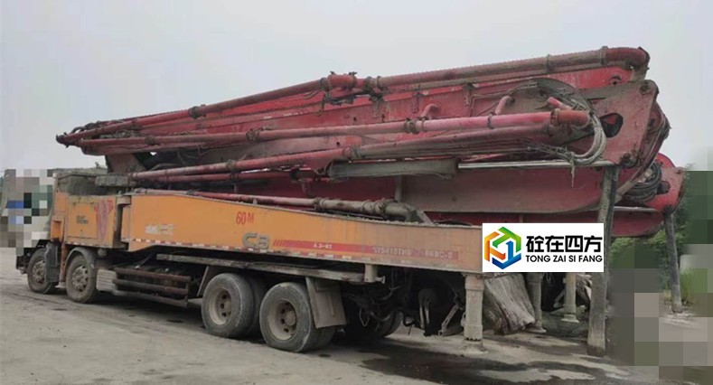 https://images.tongzsf.com/tong/truck_machine/20210127/16011580c4eff5.jpg