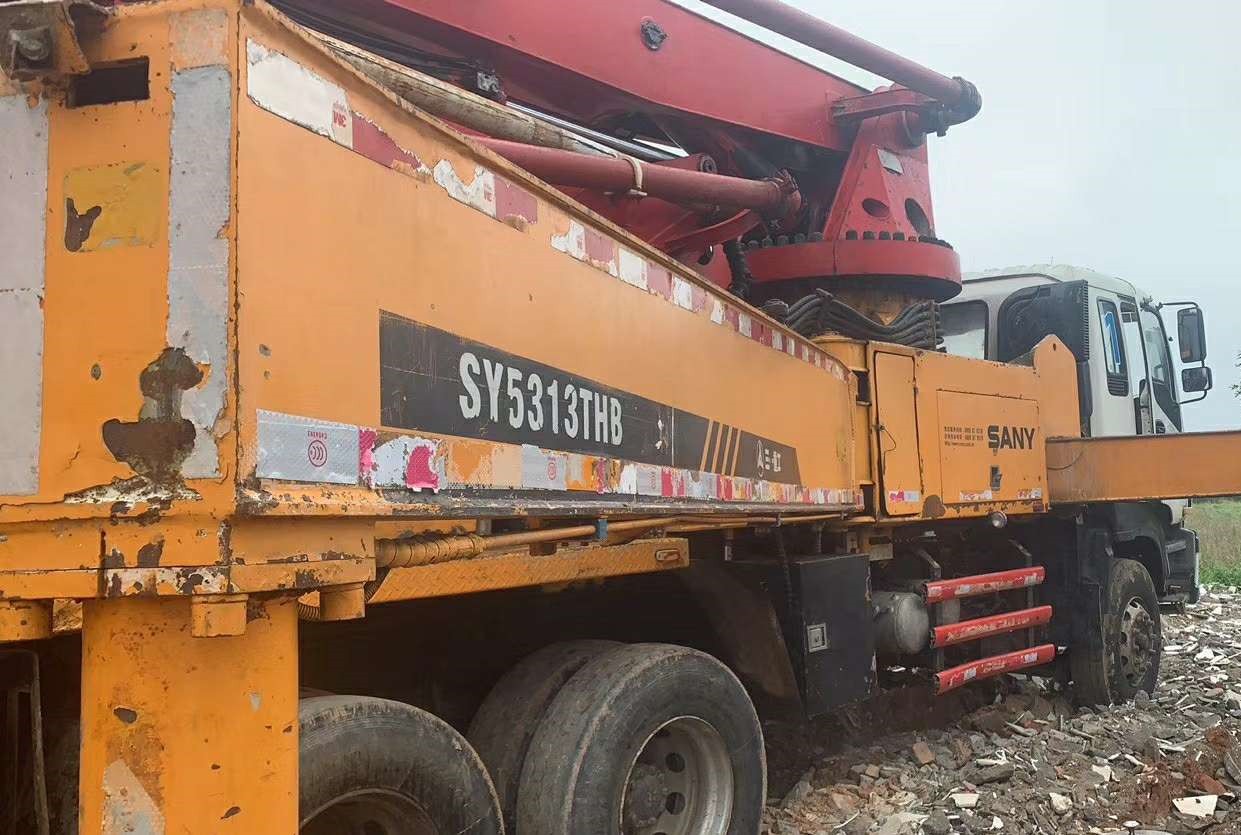 https://images.tongzsf.com/tong/truck_machine/20210127/1601158155f5ba.jpg