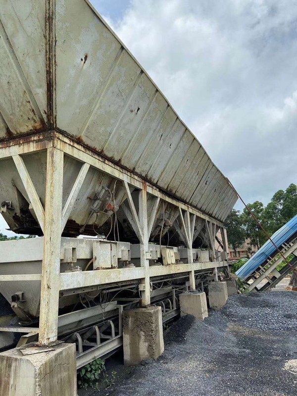 https://images.tongzsf.com/tong/truck_machine/20210127/16011581a9908a.jpg