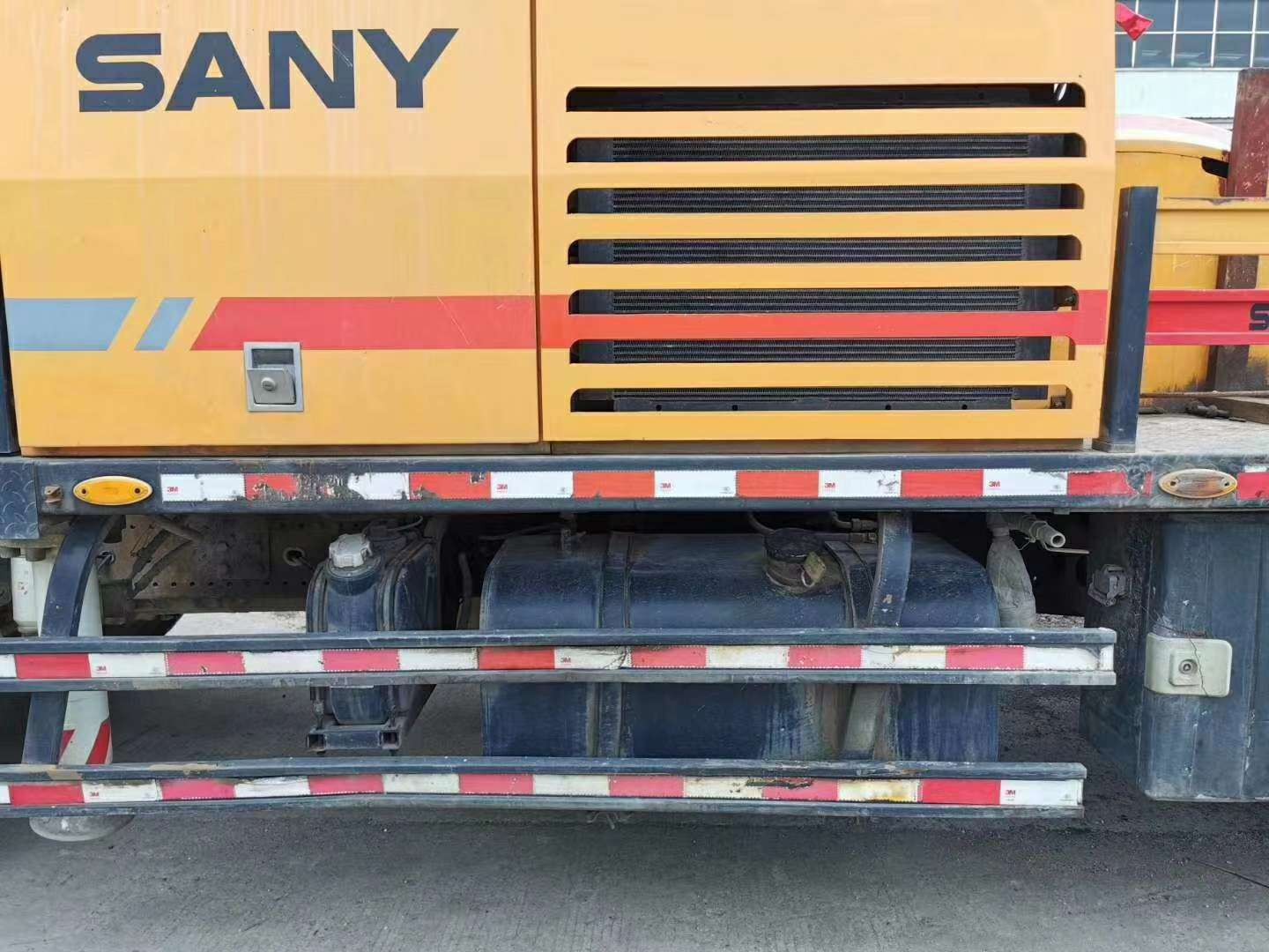 https://images.tongzsf.com/tong/truck_machine/20210127/160115a6c0f0b2.jpg