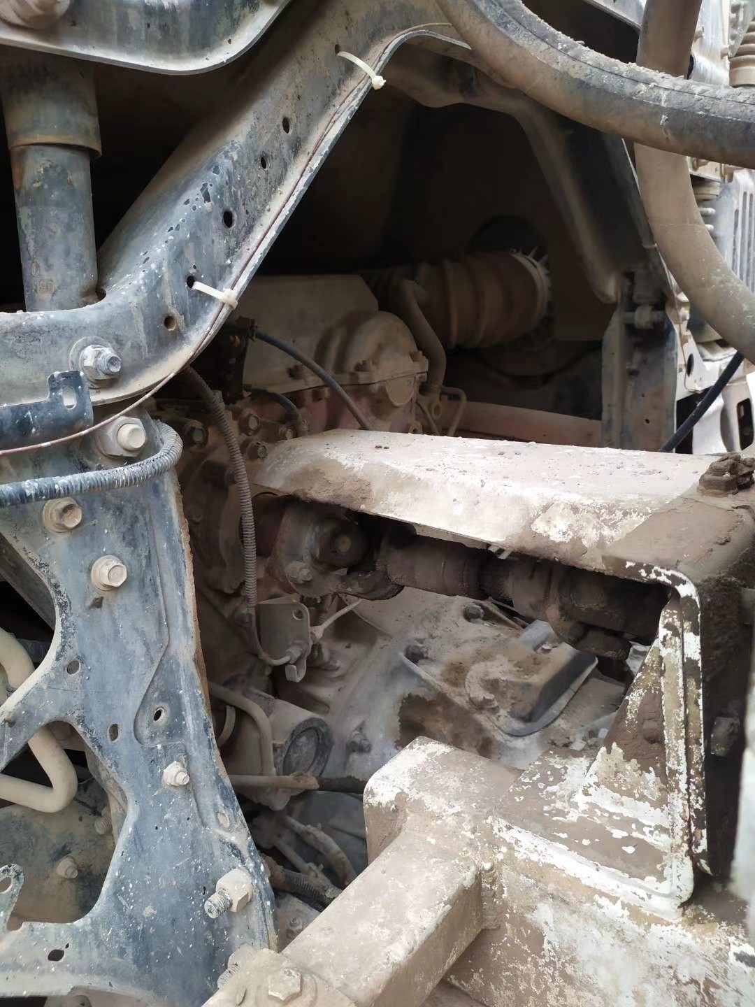 https://images.tongzsf.com/tong/truck_machine/20210127/160115cbddf47b.jpg