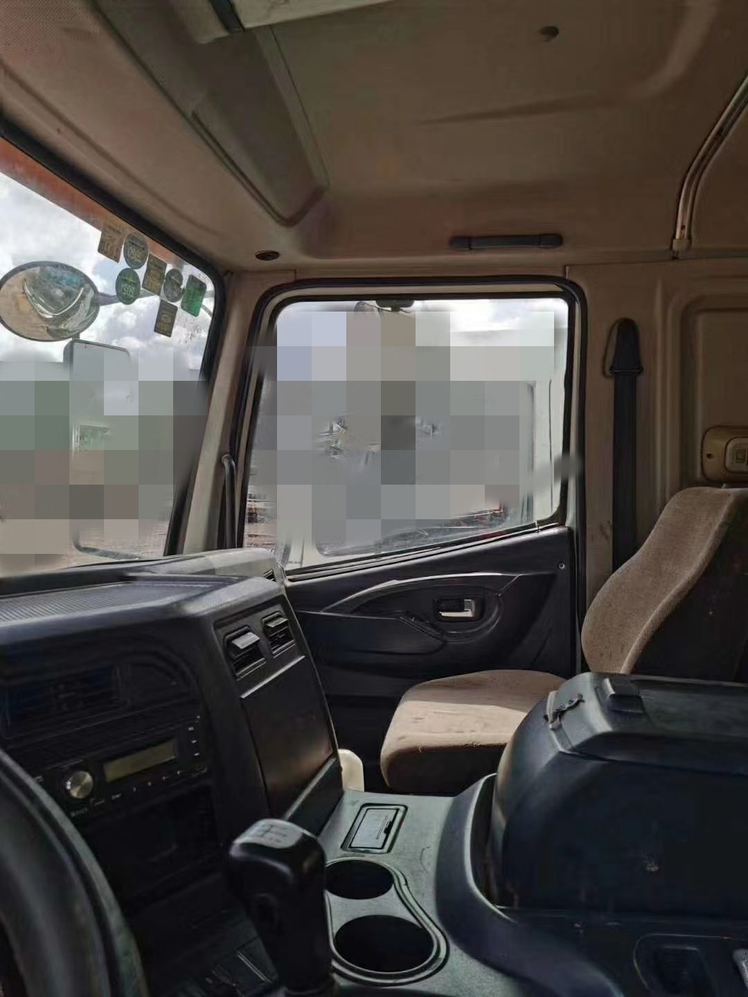https://images.tongzsf.com/tong/truck_machine/20210127/160115cbf45033.jpg