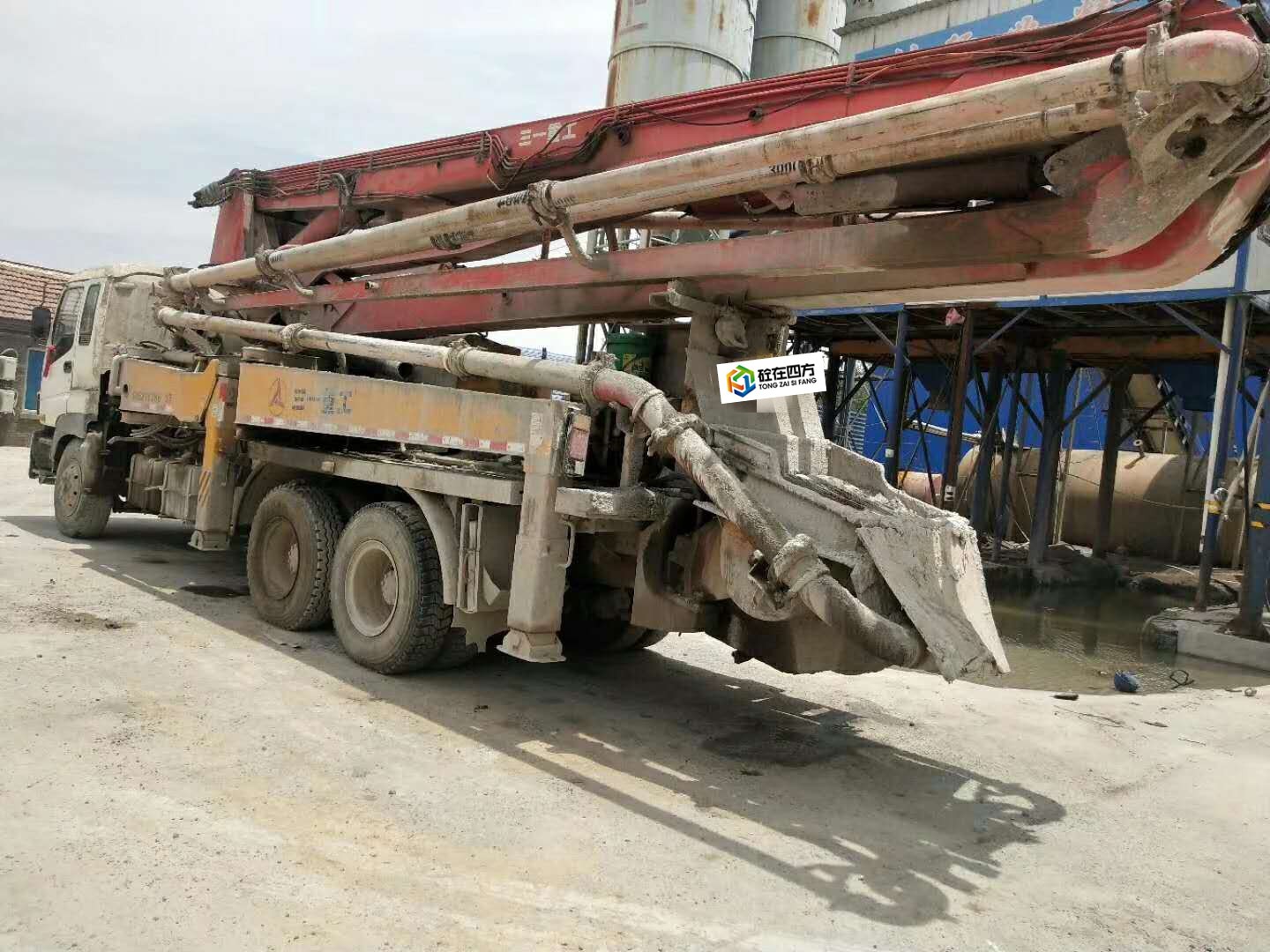 https://images.tongzsf.com/tong/truck_machine/20210127/160115cc2c3d4e.jpg