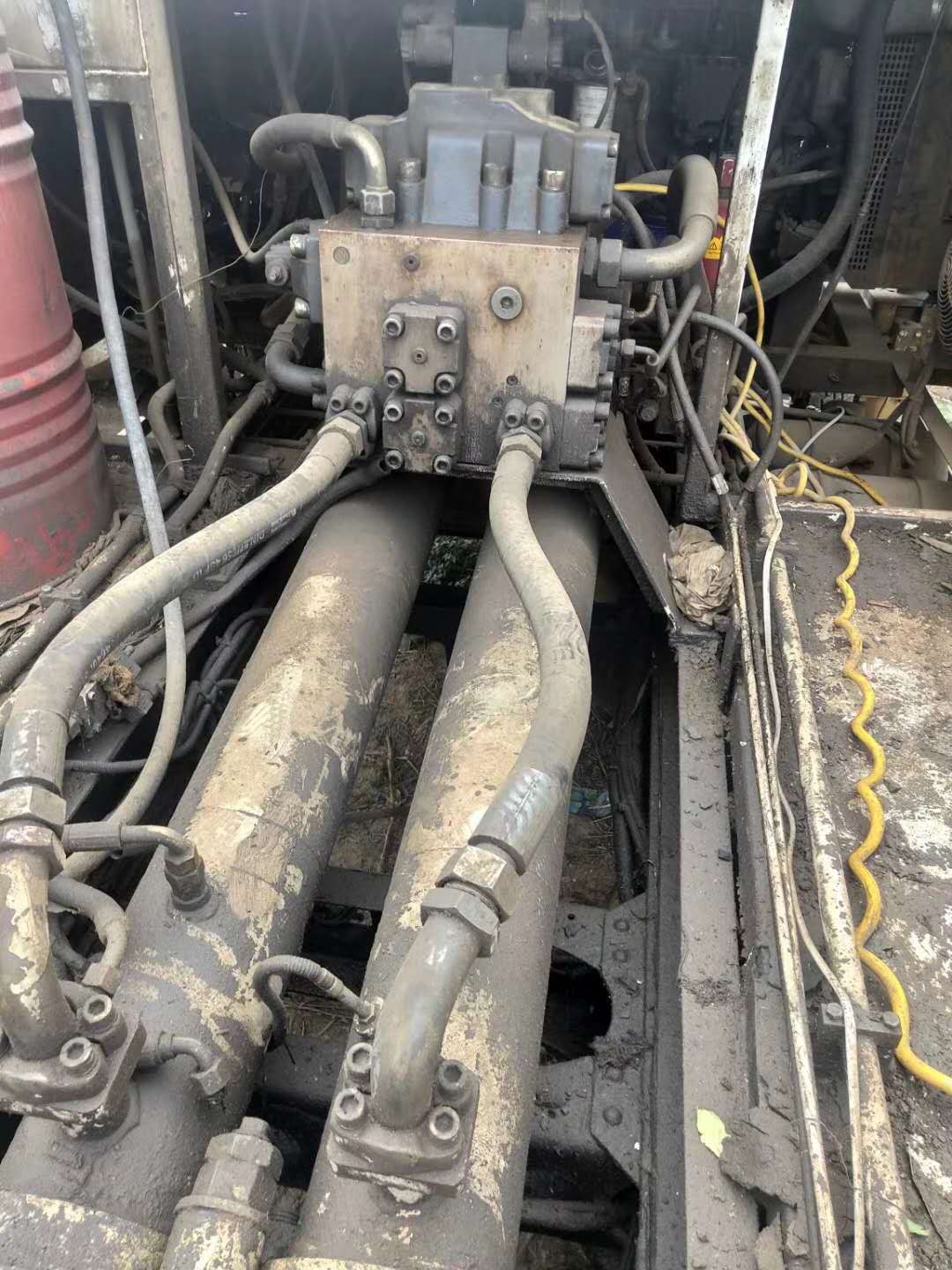 https://images.tongzsf.com/tong/truck_machine/20210127/160115cc3c150e.jpg