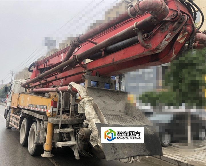https://images.tongzsf.com/tong/truck_machine/20210127/160115cc4a3aa9.jpg