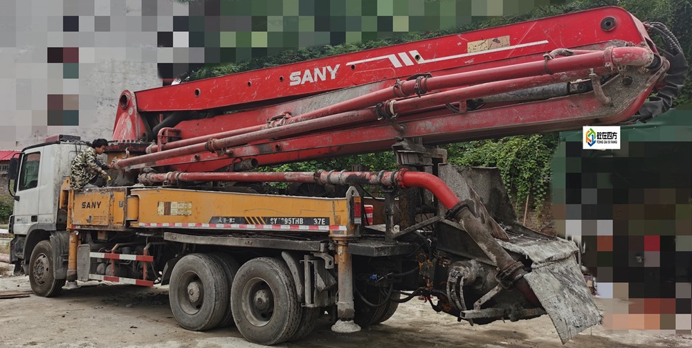https://images.tongzsf.com/tong/truck_machine/20210127/160115cc596a3e.jpg