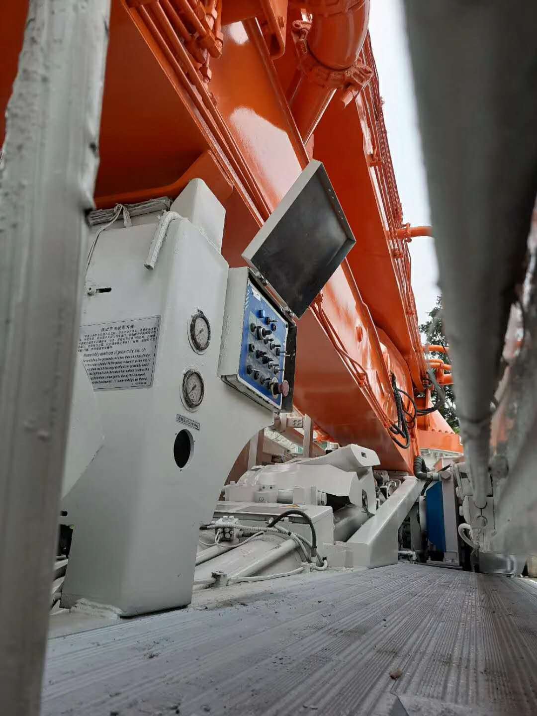 https://images.tongzsf.com/tong/truck_machine/20210127/160115cd1a0d63.jpg