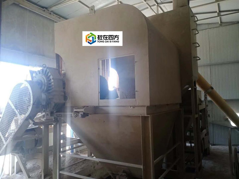 https://images.tongzsf.com/tong/truck_machine/20210127/160115df42402e.jpg