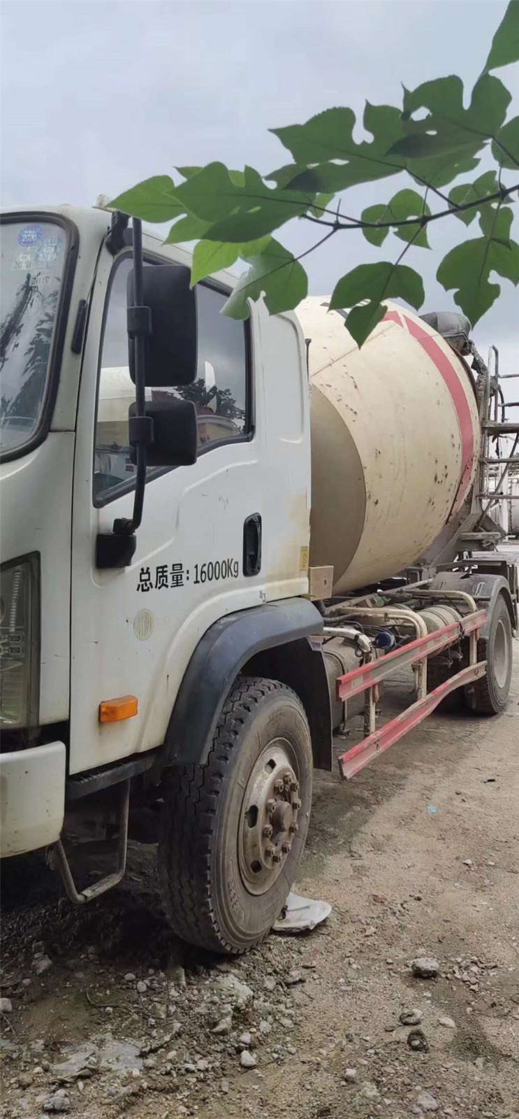 https://images.tongzsf.com/tong/truck_machine/20210127/16011616a8045e.jpg