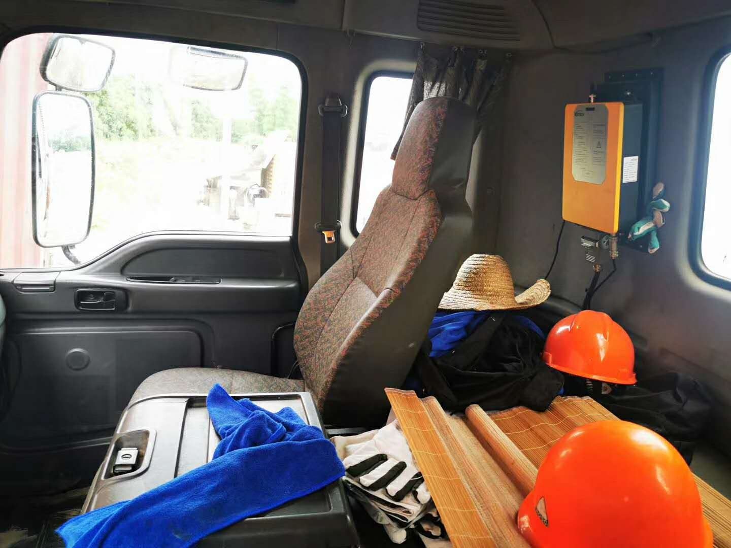 https://images.tongzsf.com/tong/truck_machine/20210127/16011616d6ad15.jpg
