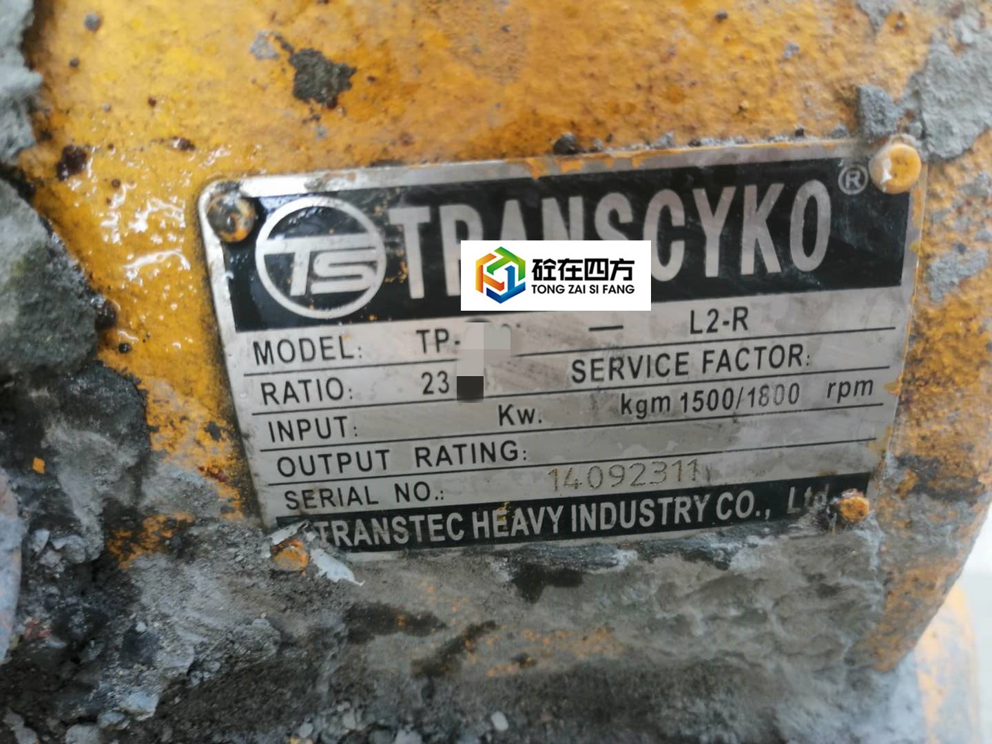 https://images.tongzsf.com/tong/truck_machine/20210127/1601164f182ed8.jpg