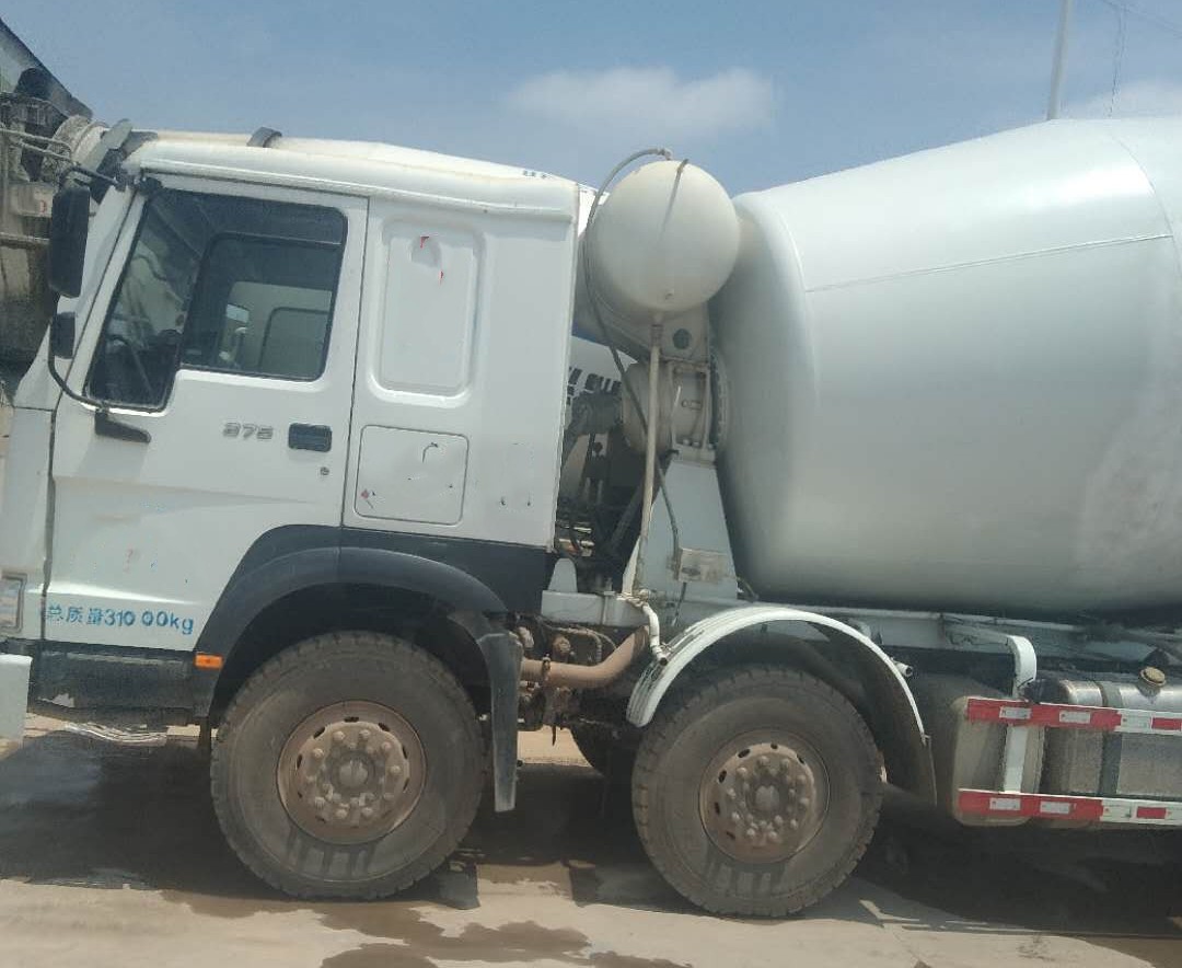 https://images.tongzsf.com/tong/truck_machine/20210127/160116619640bf.jpg