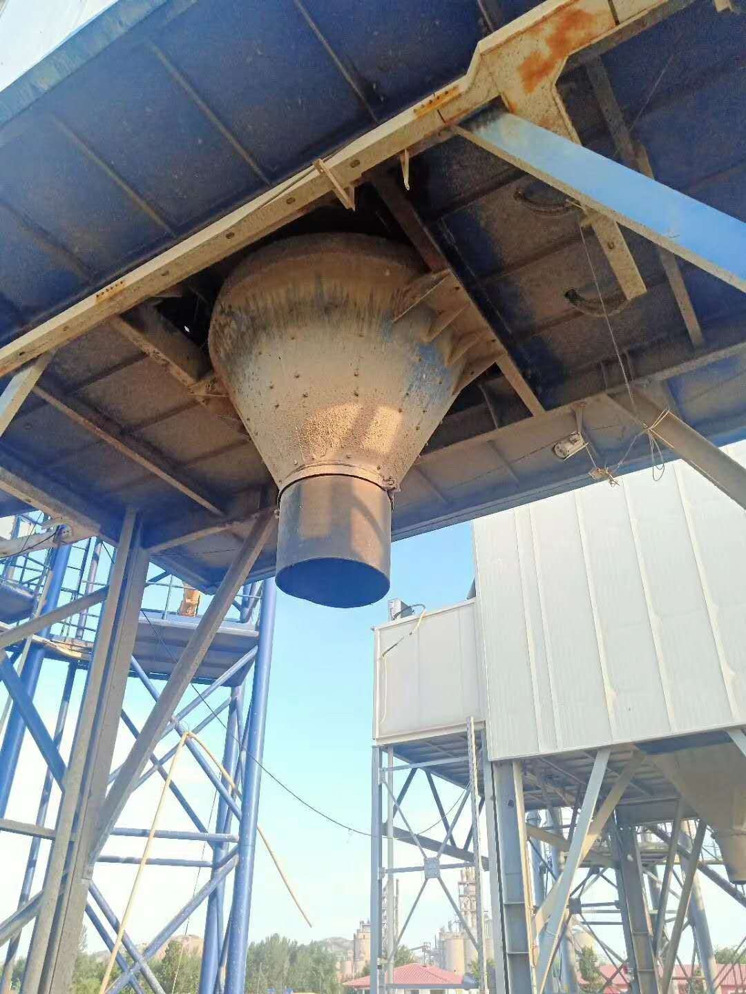 https://images.tongzsf.com/tong/truck_machine/20210127/160116745908f4.jpg
