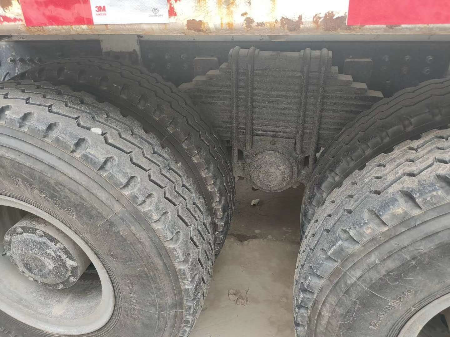 https://images.tongzsf.com/tong/truck_machine/20210127/16011675923835.jpg