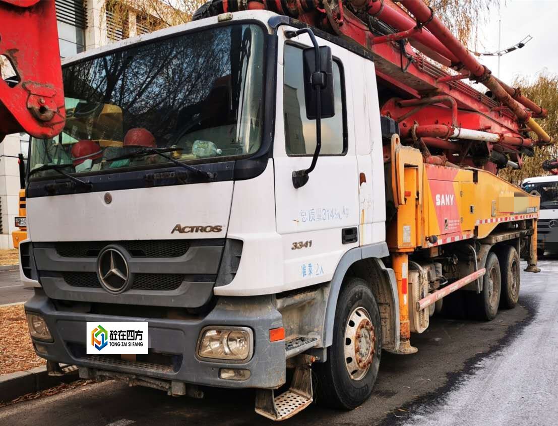https://images.tongzsf.com/tong/truck_machine/20210127/16011687e41bce.jpg