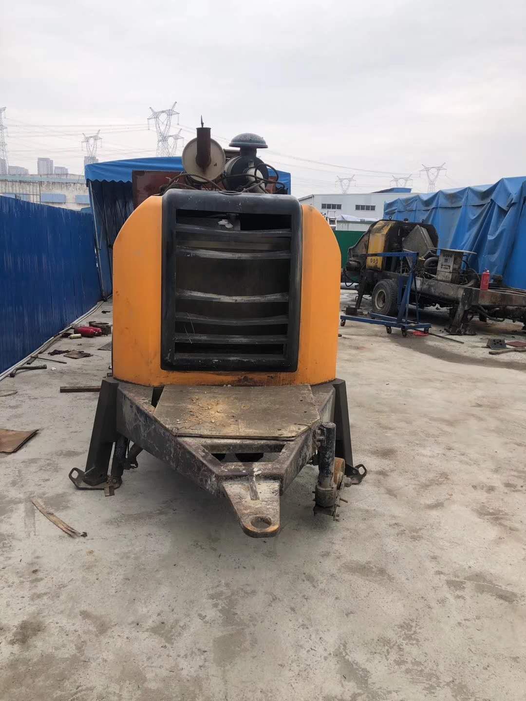 https://images.tongzsf.com/tong/truck_machine/20210127/16011699f53345.jpg