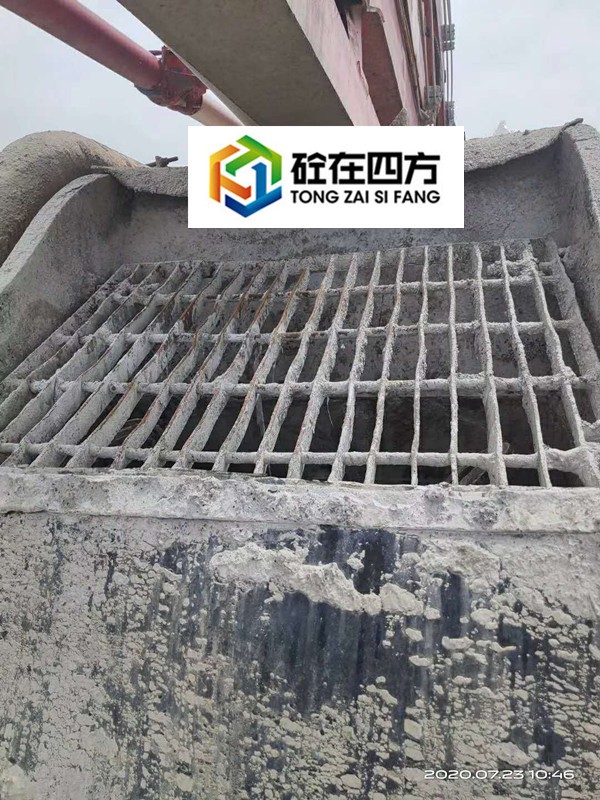 https://images.tongzsf.com/tong/truck_machine/20210127/1601169afe521b.jpg