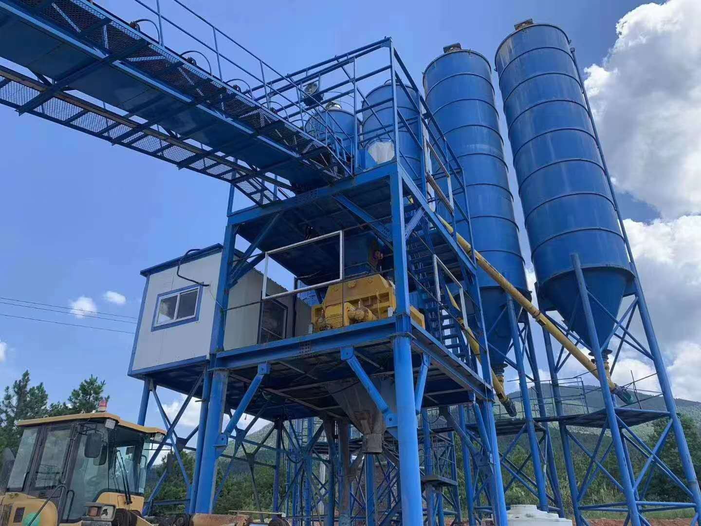 https://images.tongzsf.com/tong/truck_machine/20210127/160116aca29182.jpg