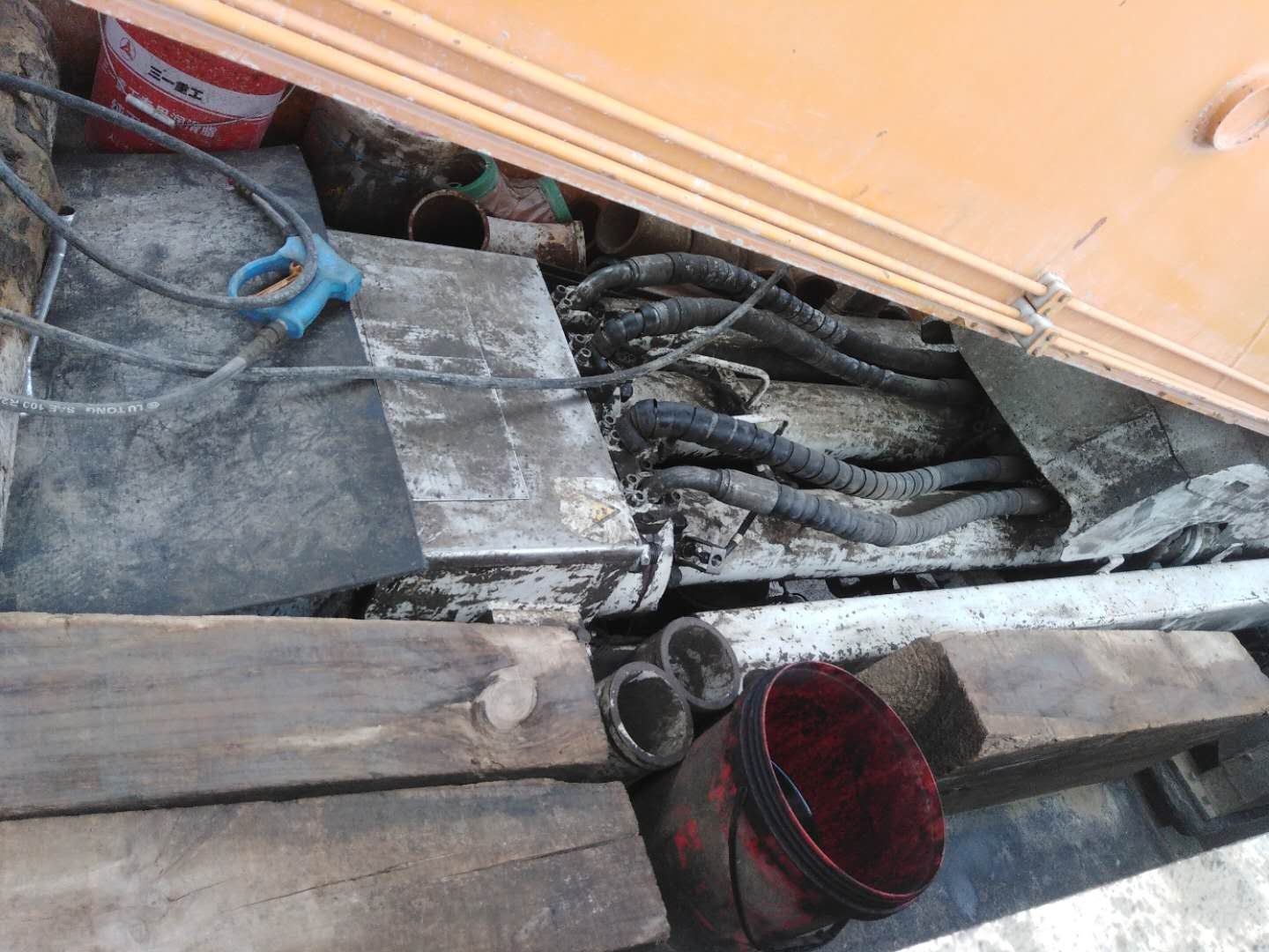 https://images.tongzsf.com/tong/truck_machine/20210127/160116acf2a9f0.jpg