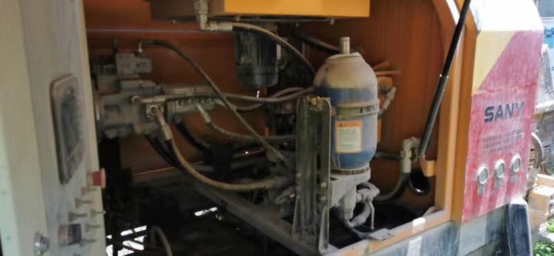 https://images.tongzsf.com/tong/truck_machine/20210127/160116bfca4700.jpg