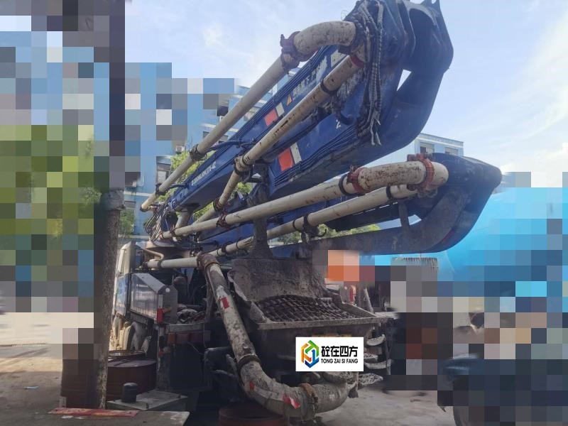 https://images.tongzsf.com/tong/truck_machine/20210127/160116bff97a12.jpg