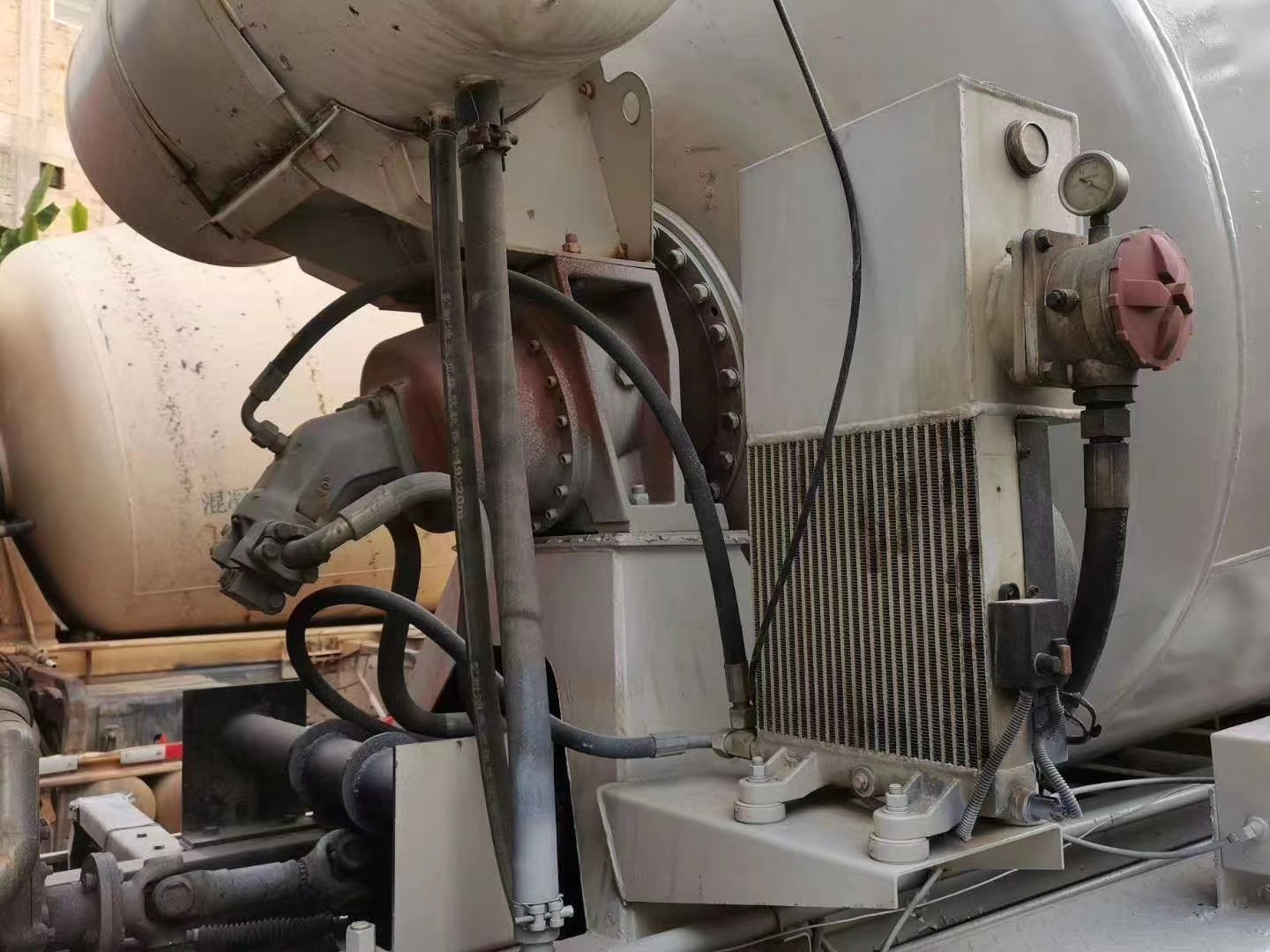 https://images.tongzsf.com/tong/truck_machine/20210127/160116c019e9cc.jpg