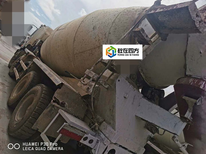 https://images.tongzsf.com/tong/truck_machine/20210127/160116e5432695.jpg