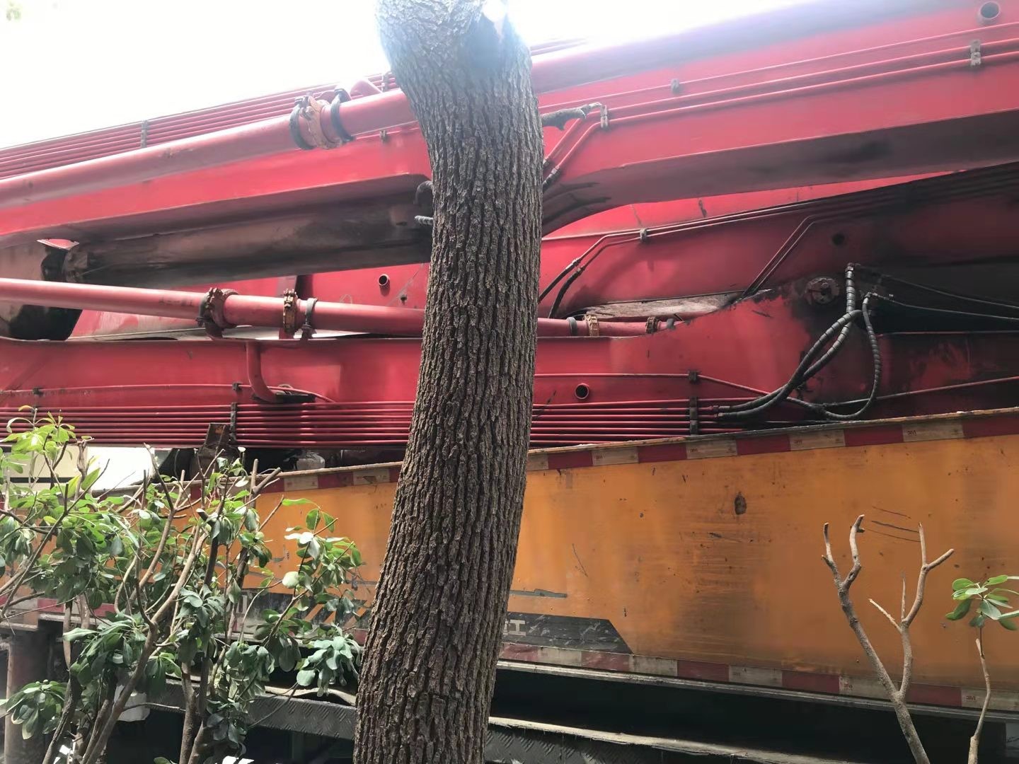 https://images.tongzsf.com/tong/truck_machine/20210127/1601170a266990.jpg