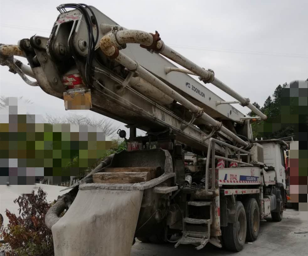 https://images.tongzsf.com/tong/truck_machine/20210127/1601170a2bff09.jpg