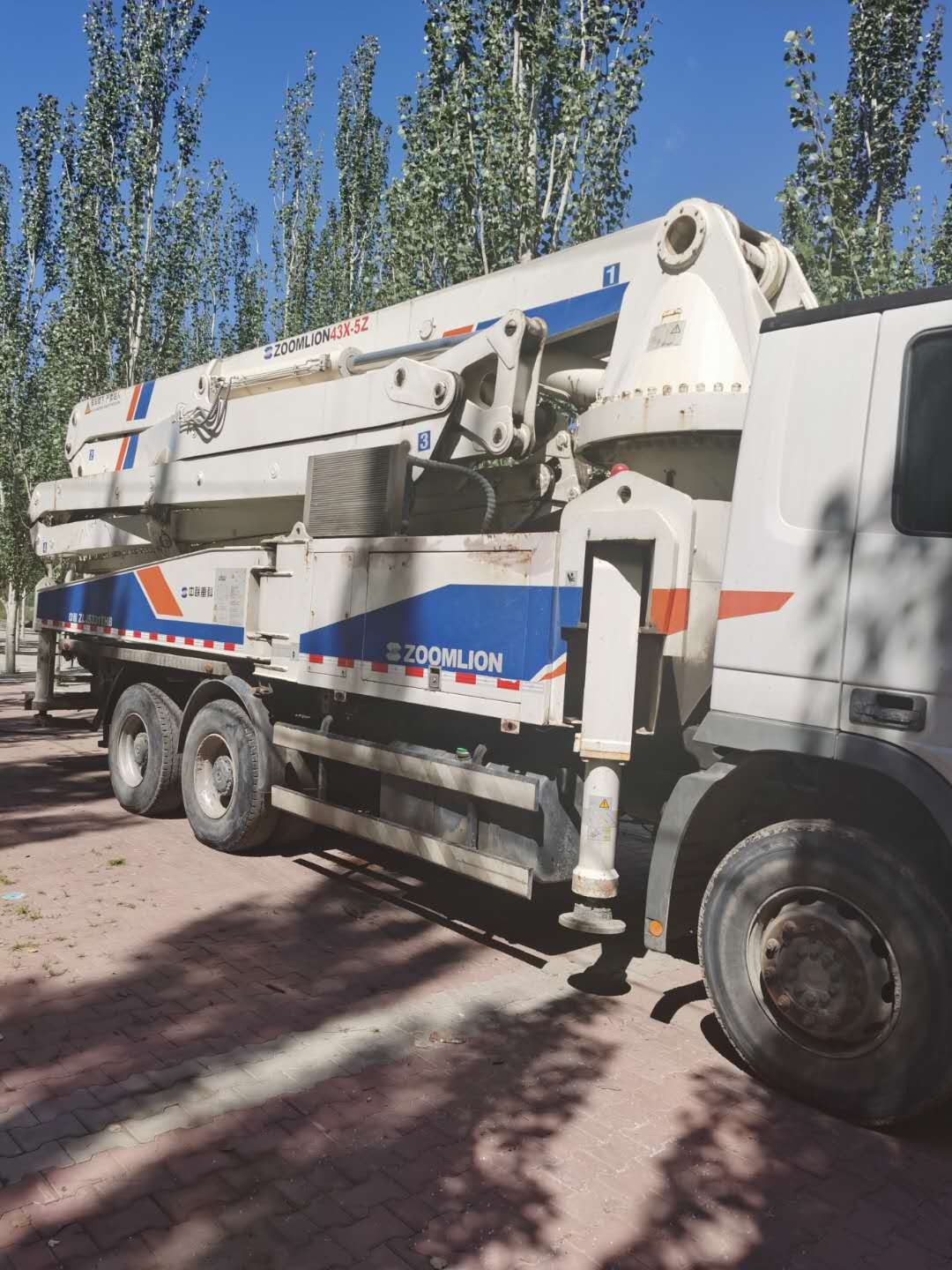 https://images.tongzsf.com/tong/truck_machine/20210127/1601170aa9fb9e.jpg
