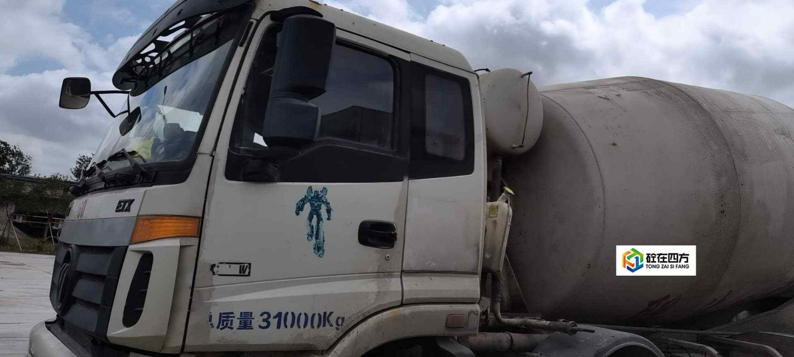 https://images.tongzsf.com/tong/truck_machine/20210127/1601170ad36b6d.jpg
