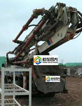https://images.tongzsf.com/tong/truck_machine/20210127/1601170b53ebdd.jpg