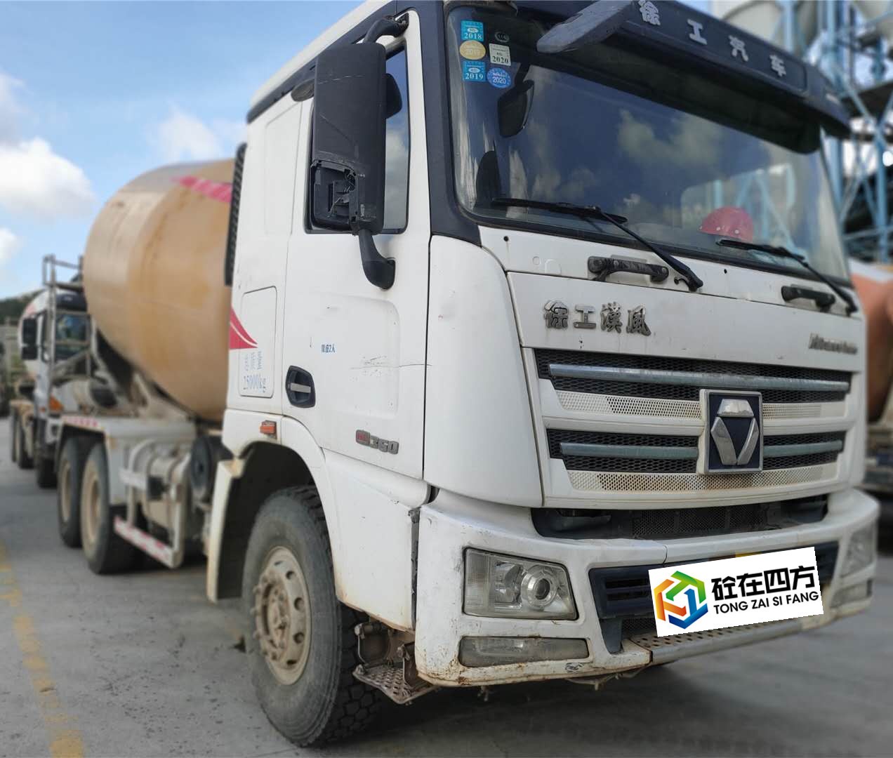 https://images.tongzsf.com/tong/truck_machine/20210127/16011742d312f8.jpg