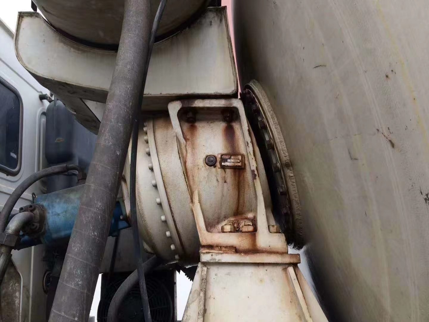 https://images.tongzsf.com/tong/truck_machine/20210127/1601177add80b7.jpg