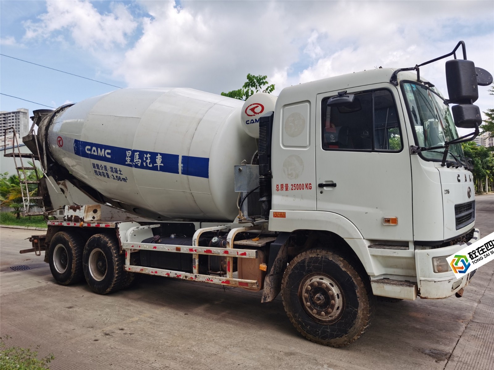 https://images.tongzsf.com/tong/truck_machine/20210127/1601178ed83944.jpg