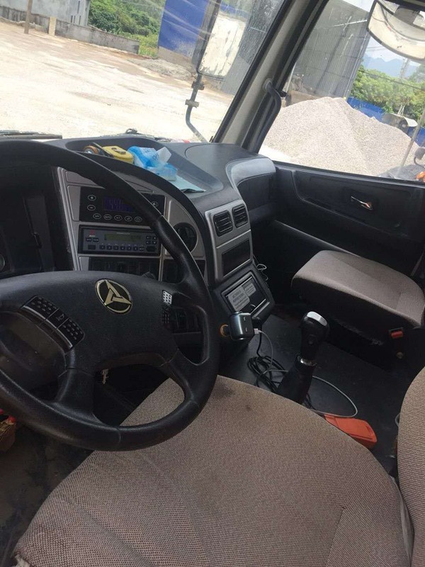 https://images.tongzsf.com/tong/truck_machine/20210127/160117a02ddc09.jpg